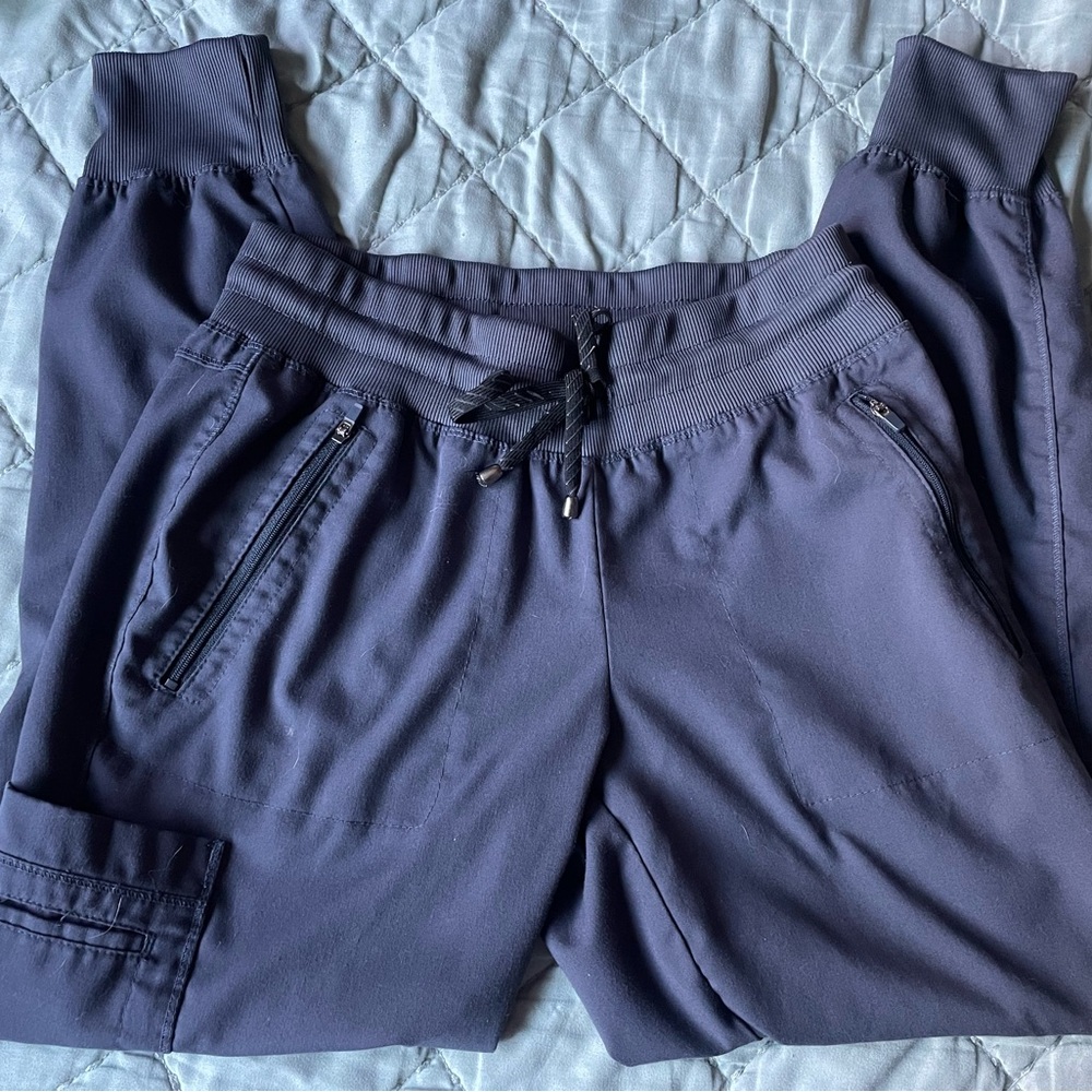 Grey's Anatomy charcoal grey jogger scrub pants